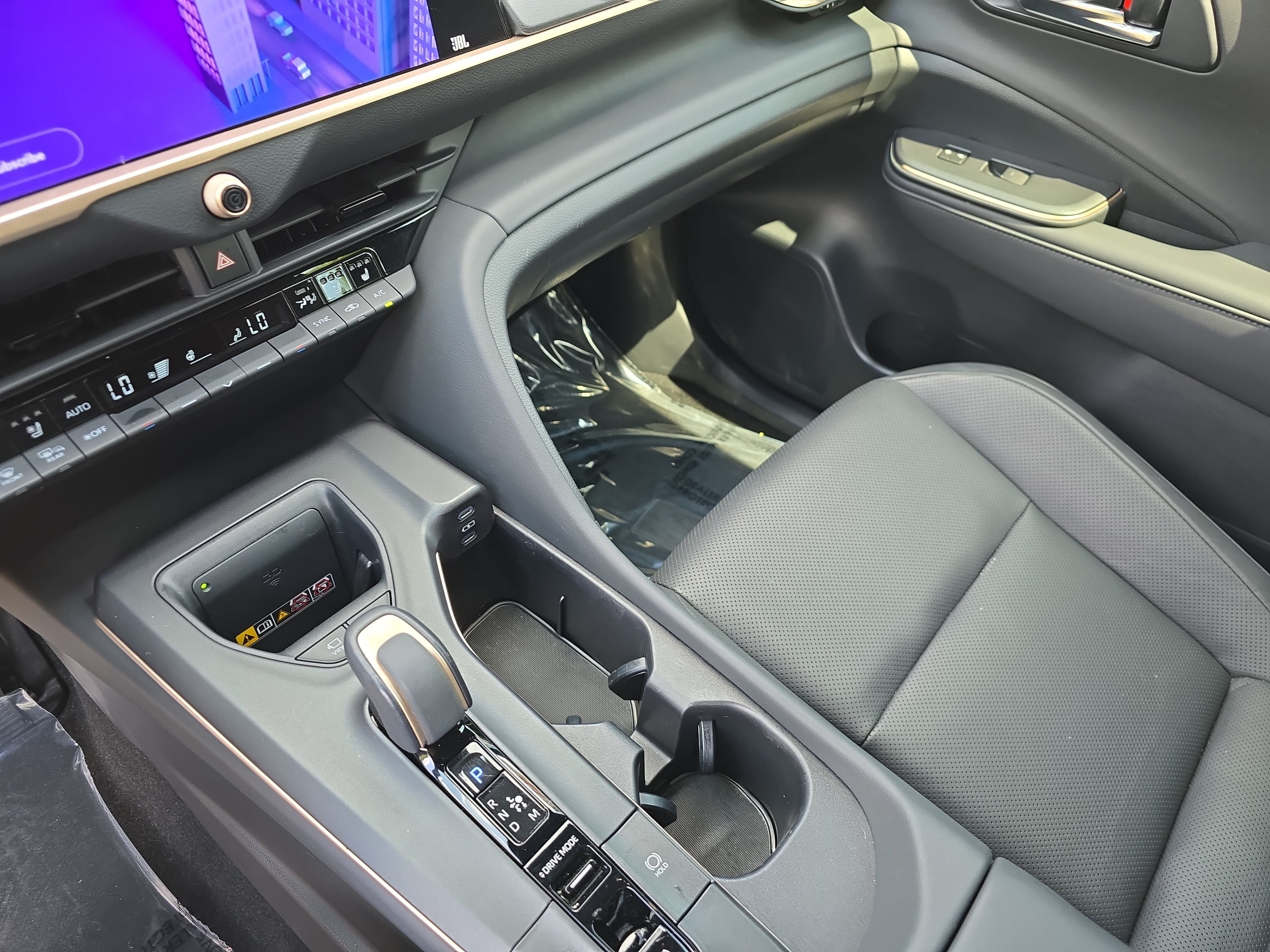 Certified 2023 Toyota Crown Platinum AWD/4WD image 26