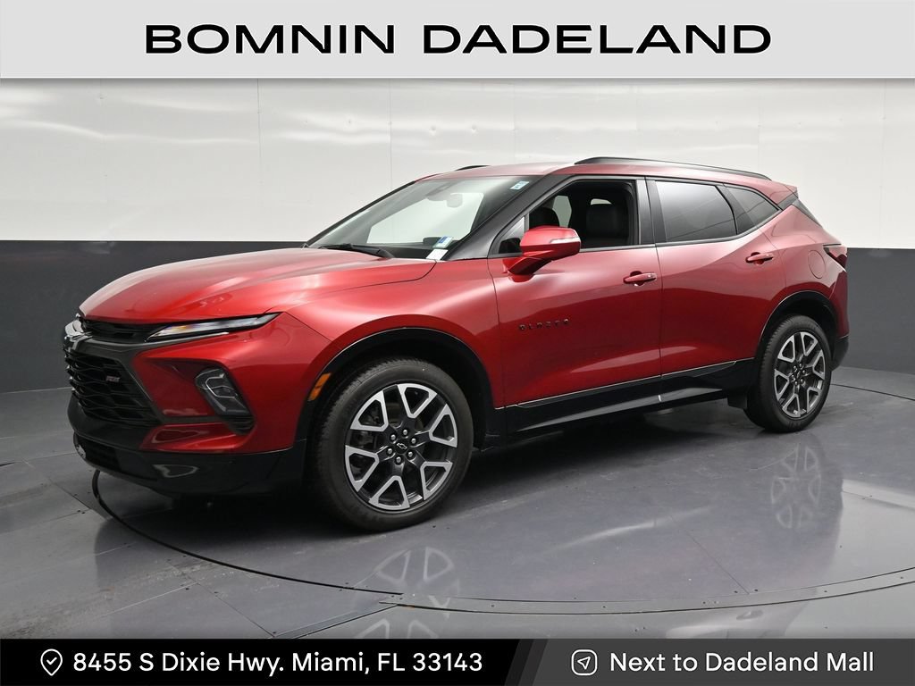 Used 2024 Chevrolet Blazer RS FWD image 1