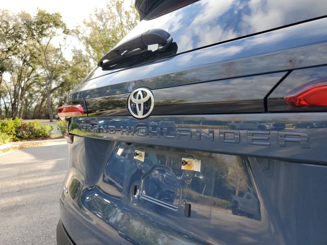 Used 2024 Toyota Grand Highlander Platinum image 6