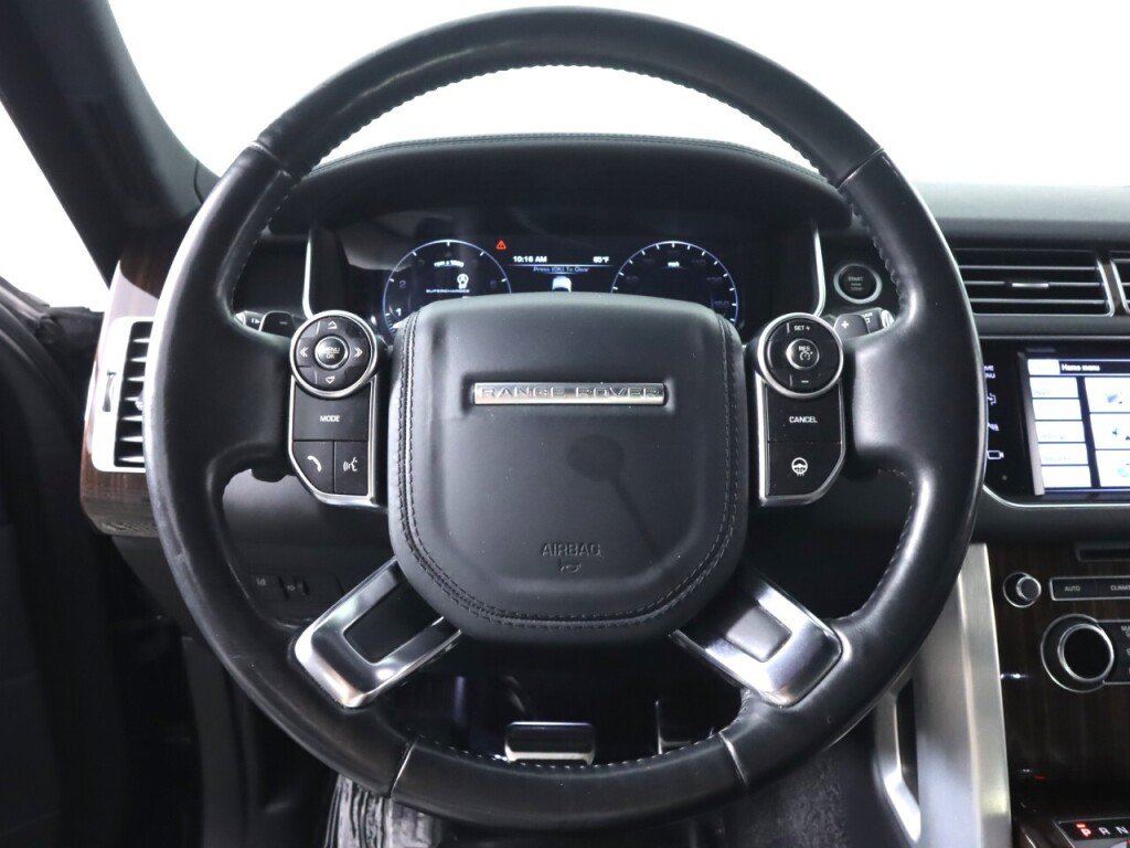 Used 2015 Land Rover Range Rover Supercharged AWD/4WD image 11