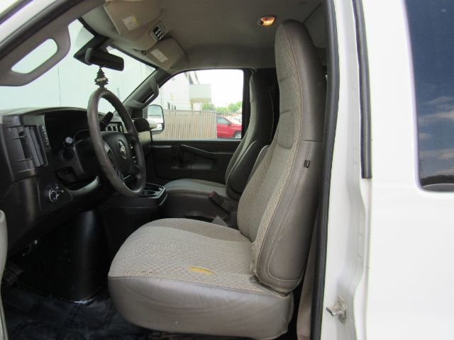 Used 2019 Chevrolet Express 3500 LT w/ LT Preferred Equipment Group image 15