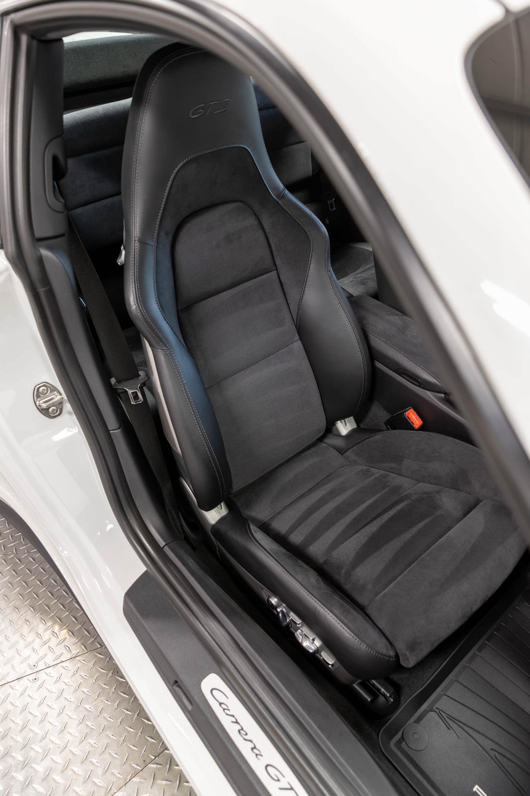 Used 2019 Porsche 911 Carrera GTS RWD image 69