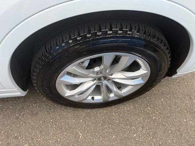 Used 2019 Audi Q7 3.0T Premium w/ Convenience Package AWD/4WD image 11