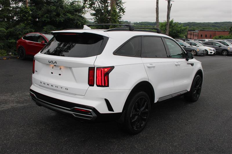 Used 2022 Kia Sorento SX image 7