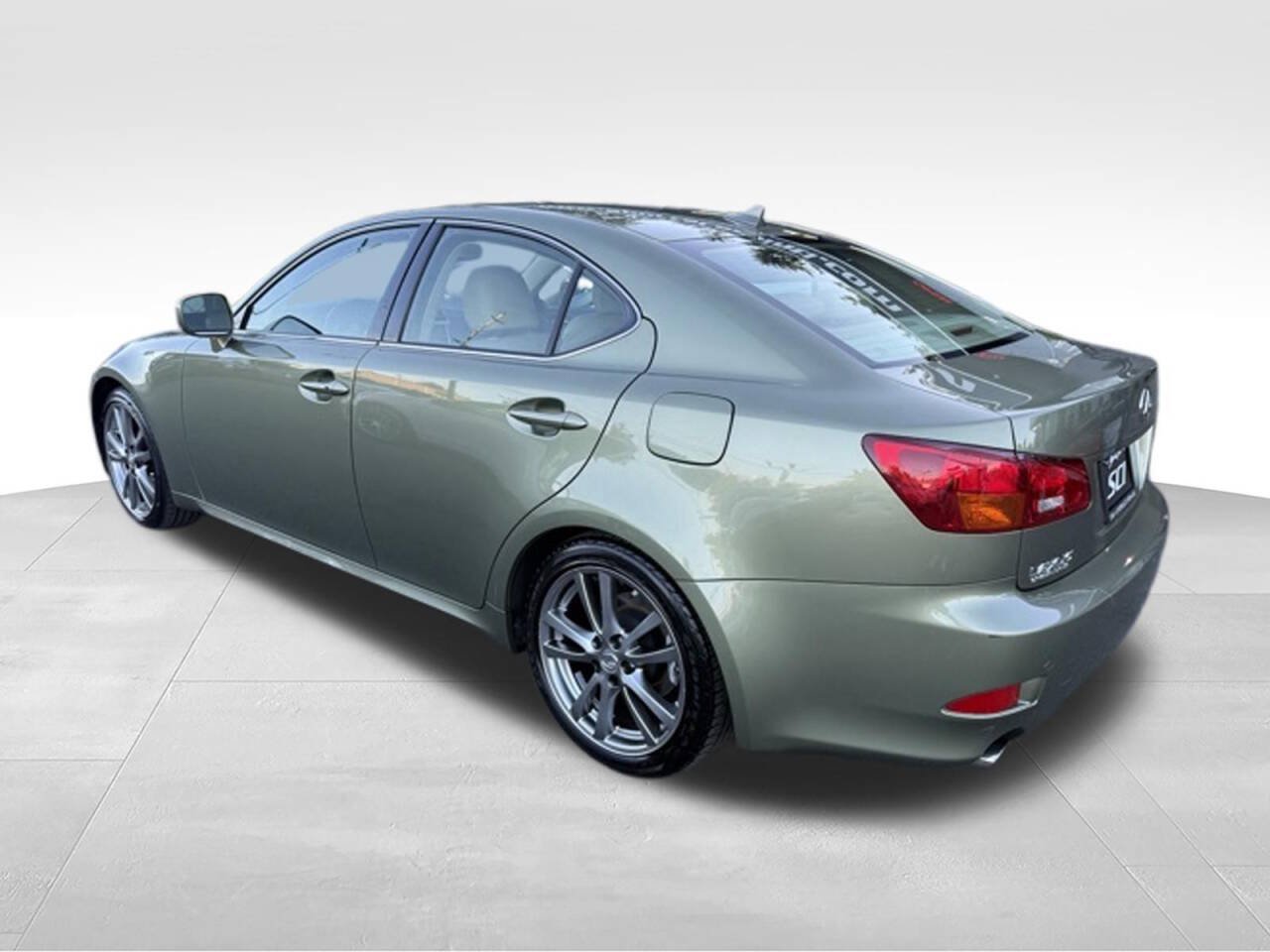 Used 2008 Lexus IS 250 w/ Premium Pkg RWD image 5