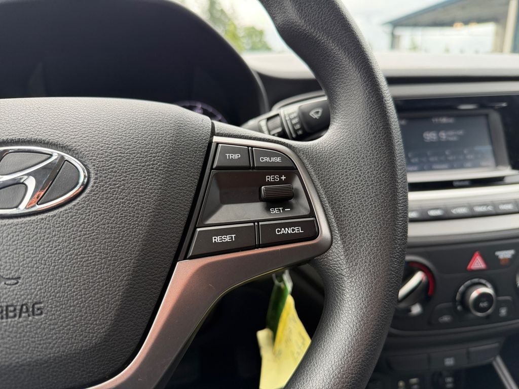 Used 2021 Hyundai Accent SE FWD image 16