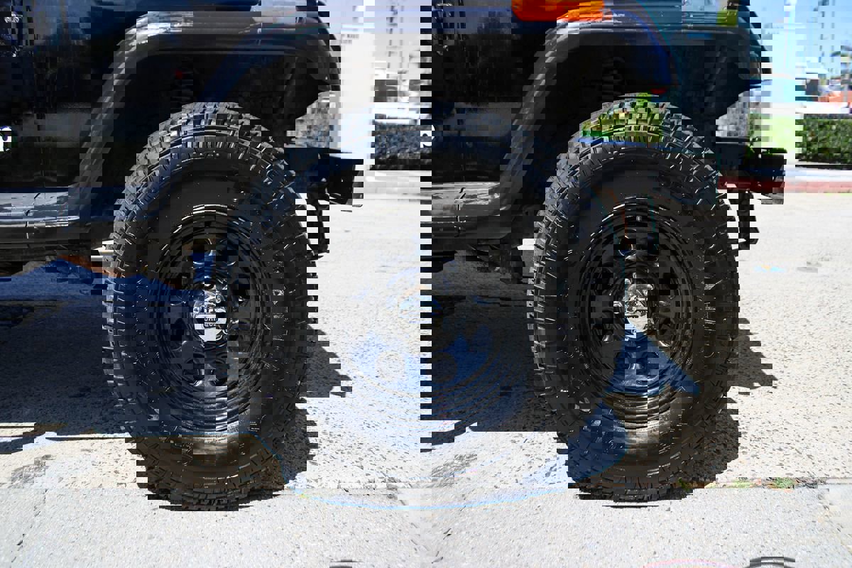 Used 1990 Jeep Wrangler S image 24