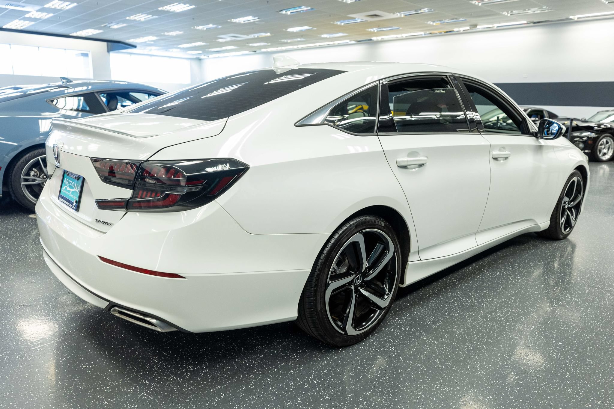 Used 2018 Honda Accord Sport image 5