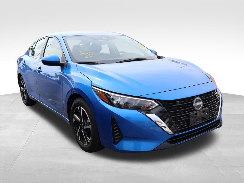Used 2025 Nissan Sentra SV FWD image 12