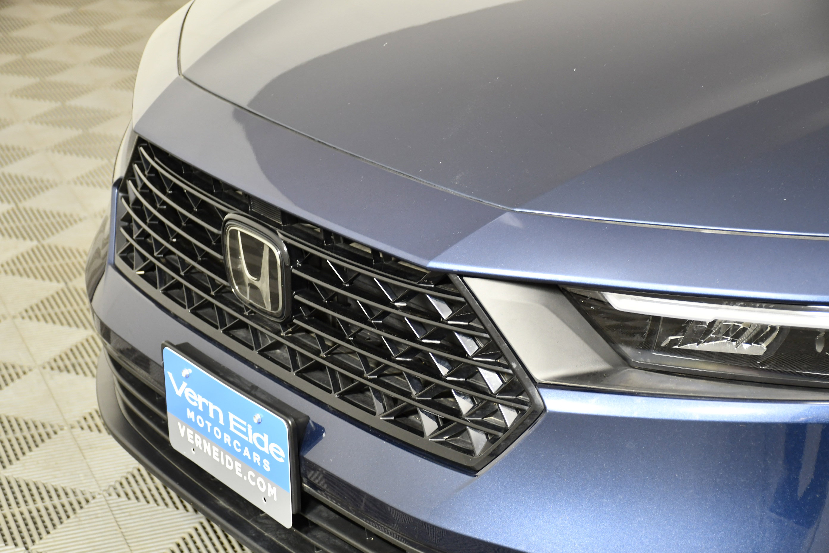 Certified 2024 Honda Accord EX image 11