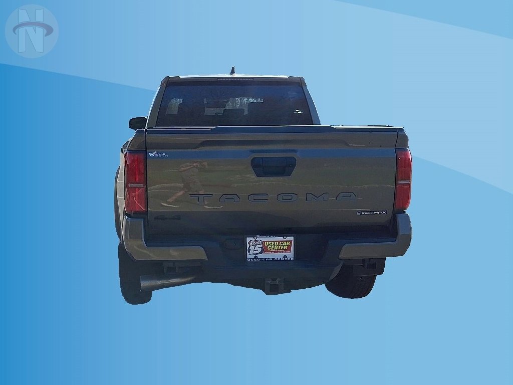 Used 2025 Toyota Tacoma TRD Off-Road image 7