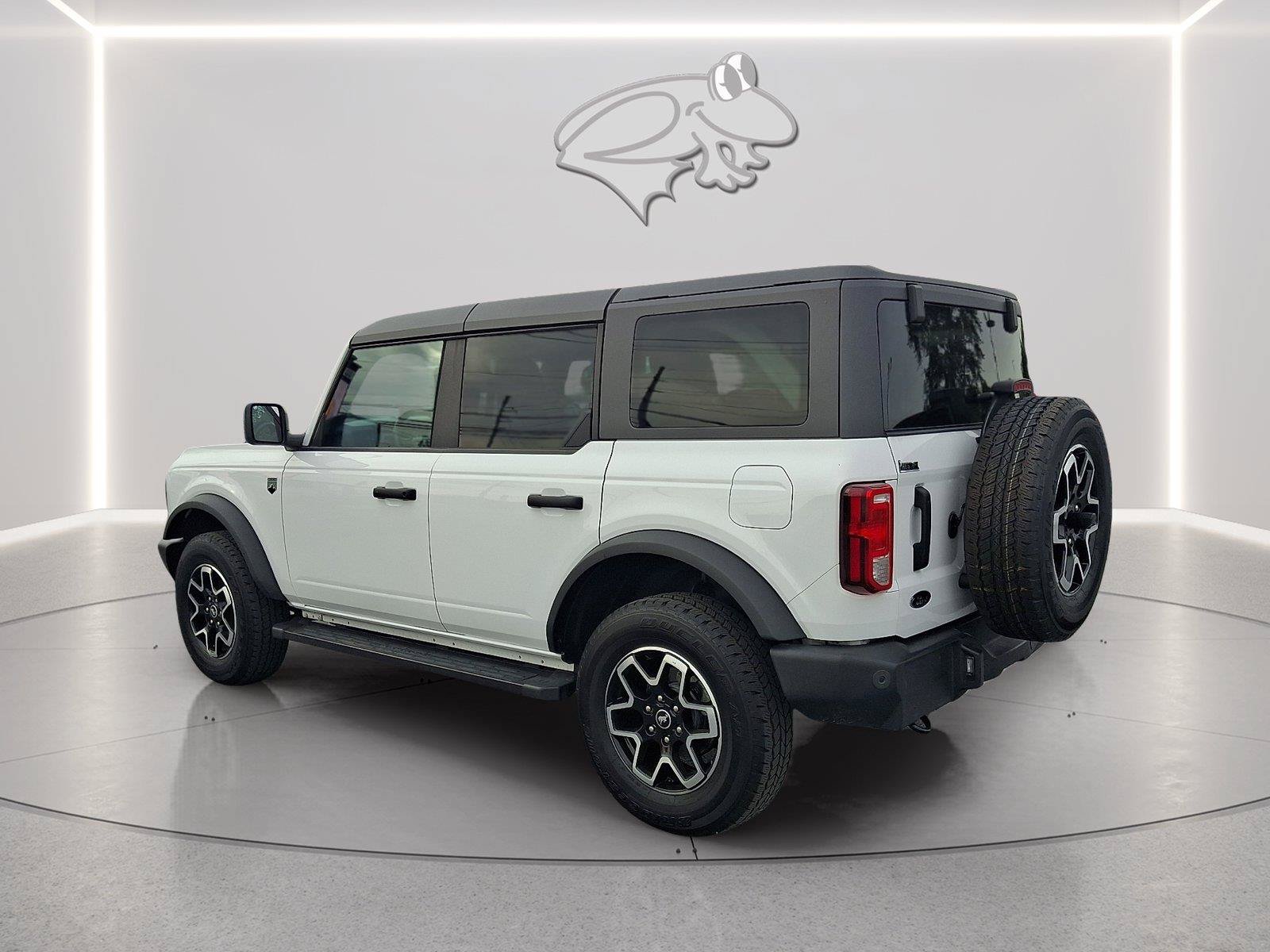 Used 2023 Ford Bronco Big Bend AWD/4WD image 3