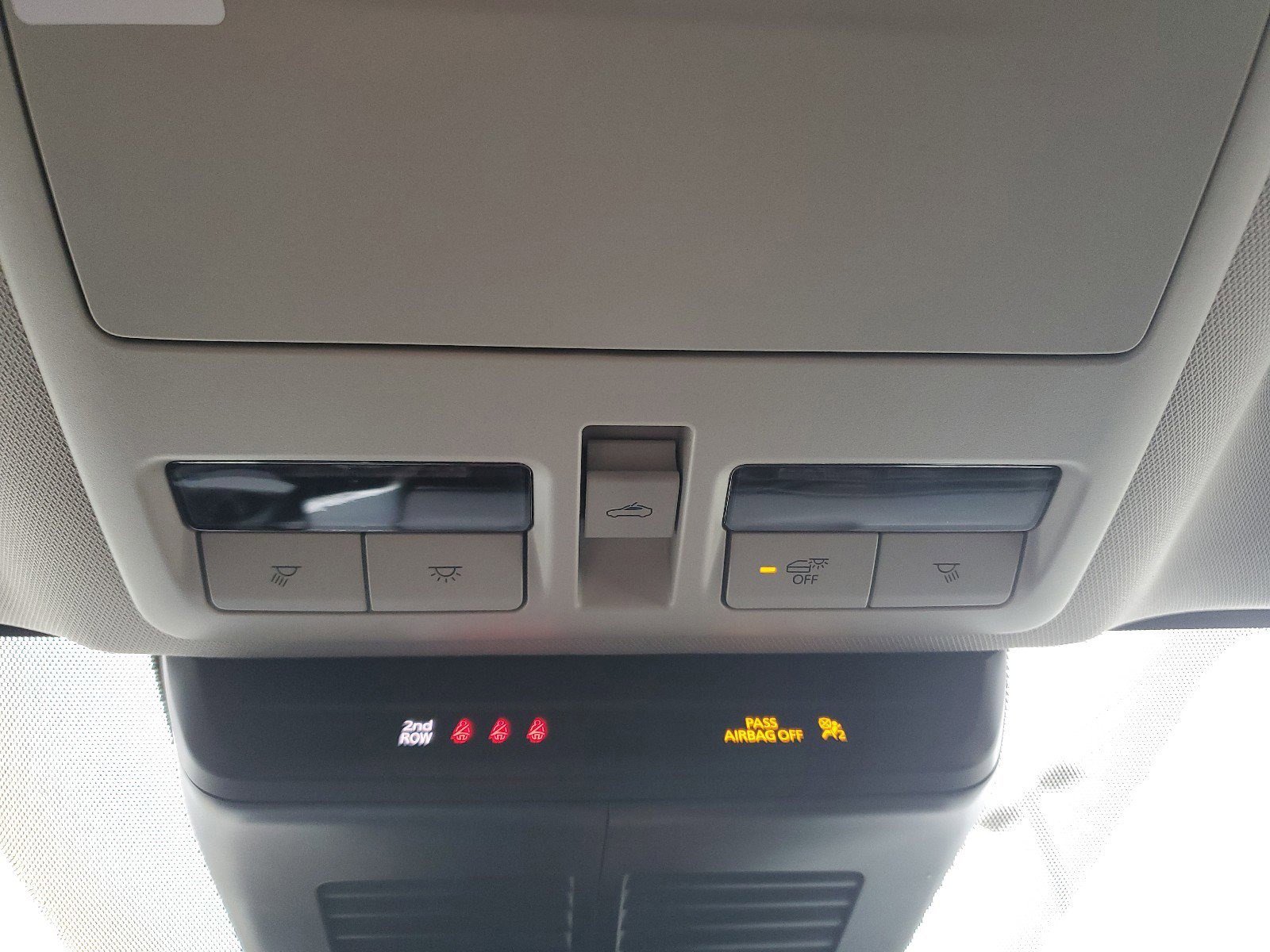 Used 2025 MAZDA CX-50 AWD 2.5 Hybrid w/ Premium Pkg image 33