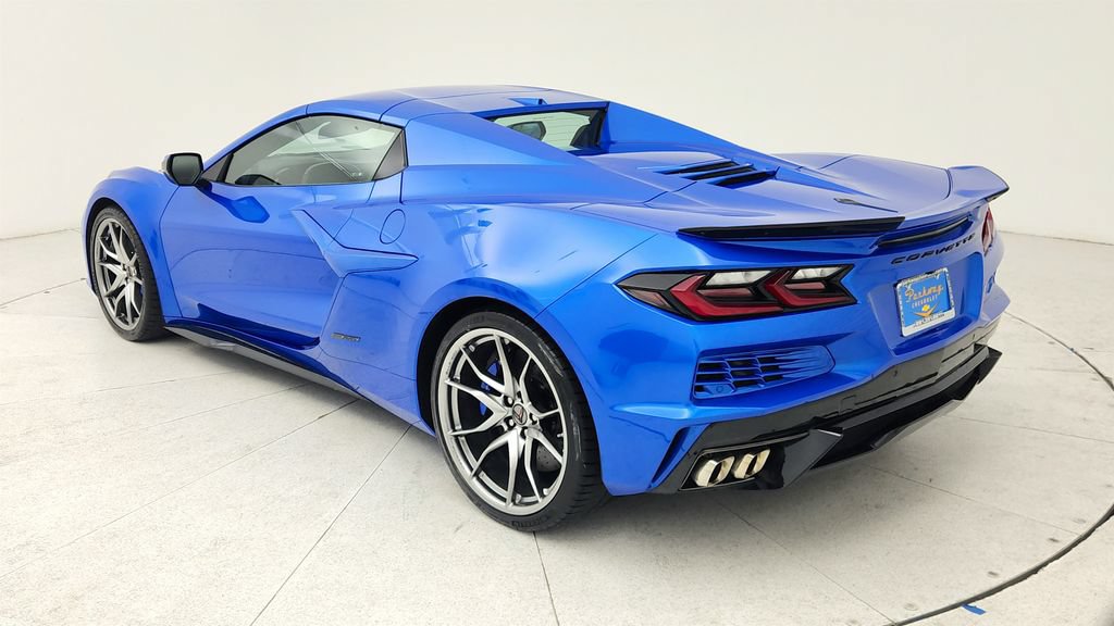 Used 2025 Chevrolet Corvette E-Ray AWD/4WD image 5