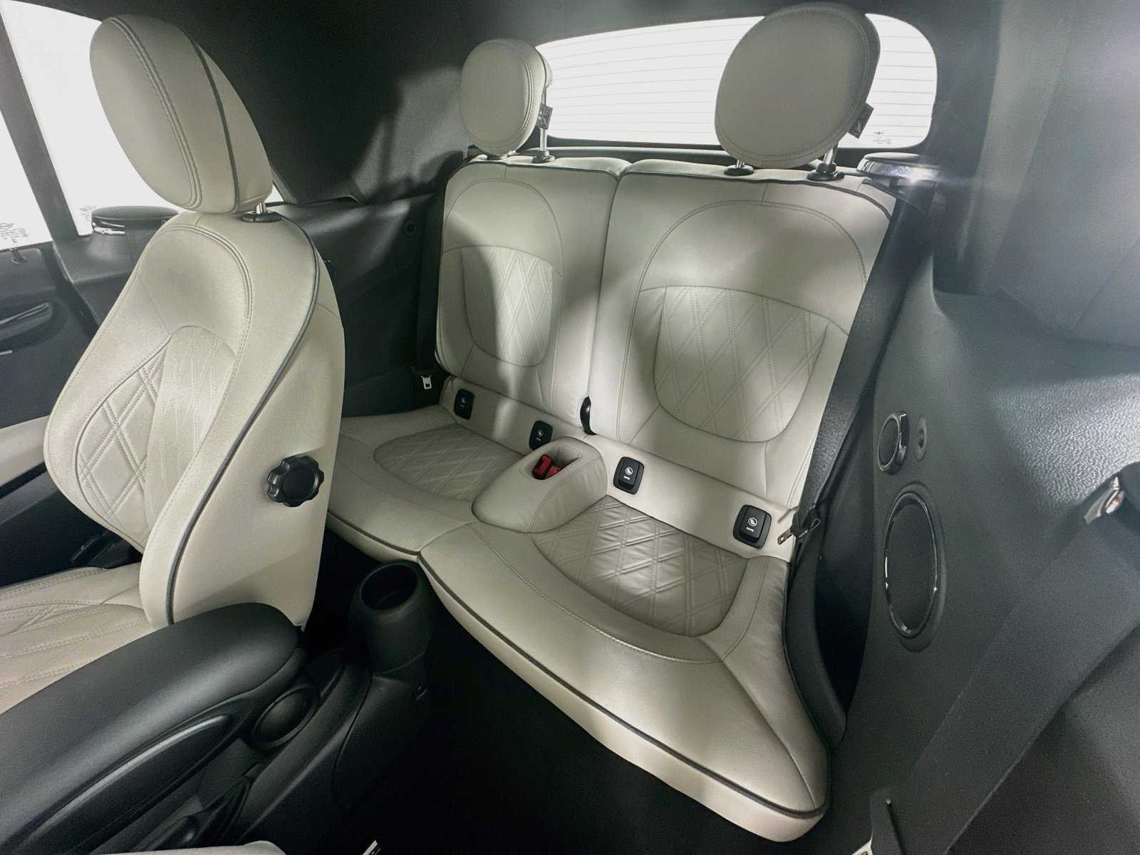Certified 2024 MINI Cooper S FWD image 35