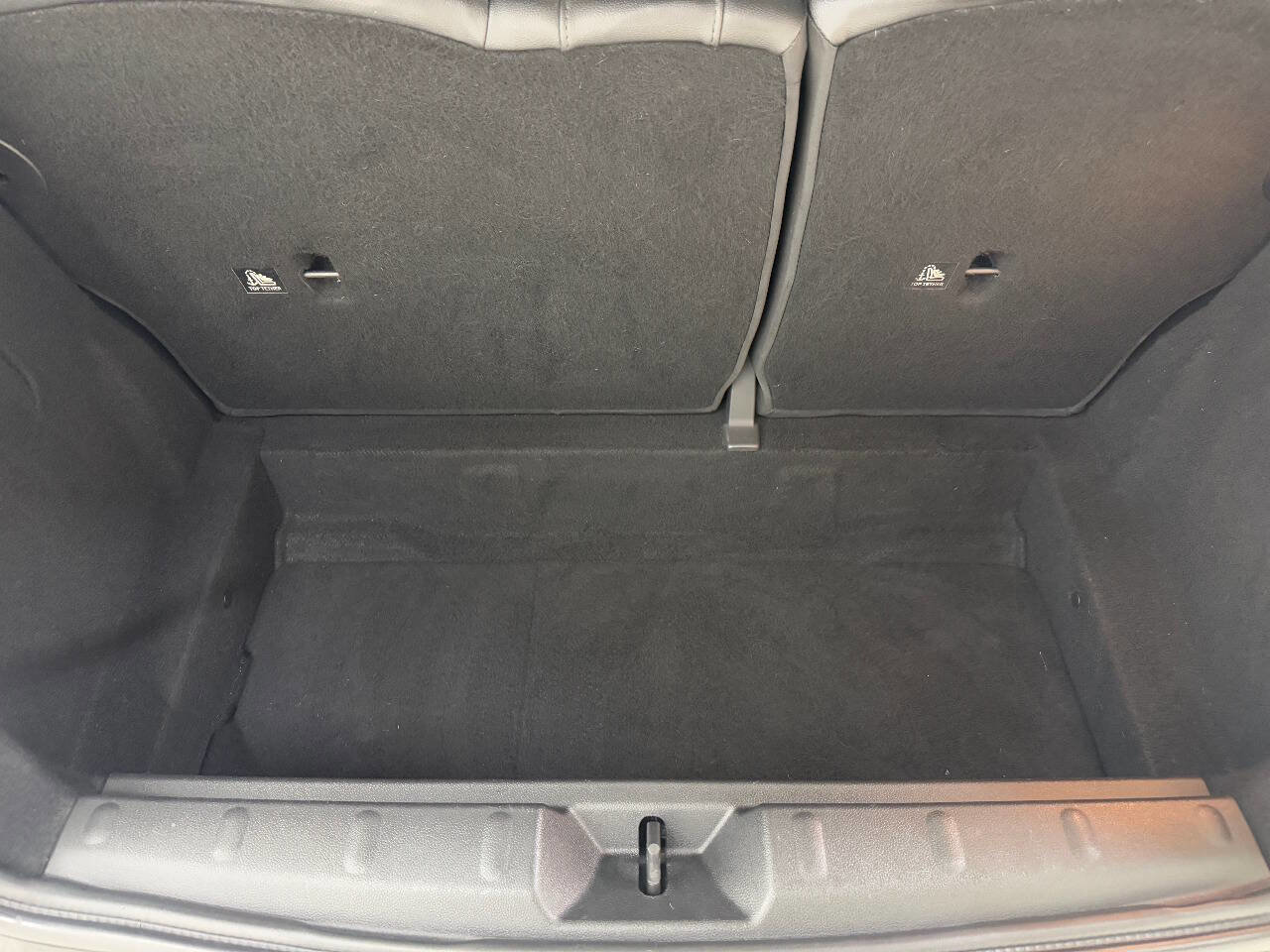 Used 2015 MINI Cooper 2-Door Hardtop image 45