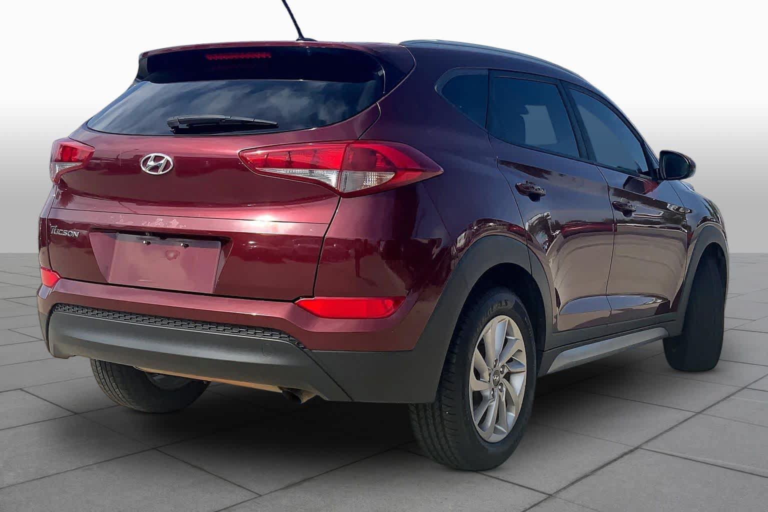 Used 2017 Hyundai Tucson SE w/ SE Popular Package 02 FWD image 13