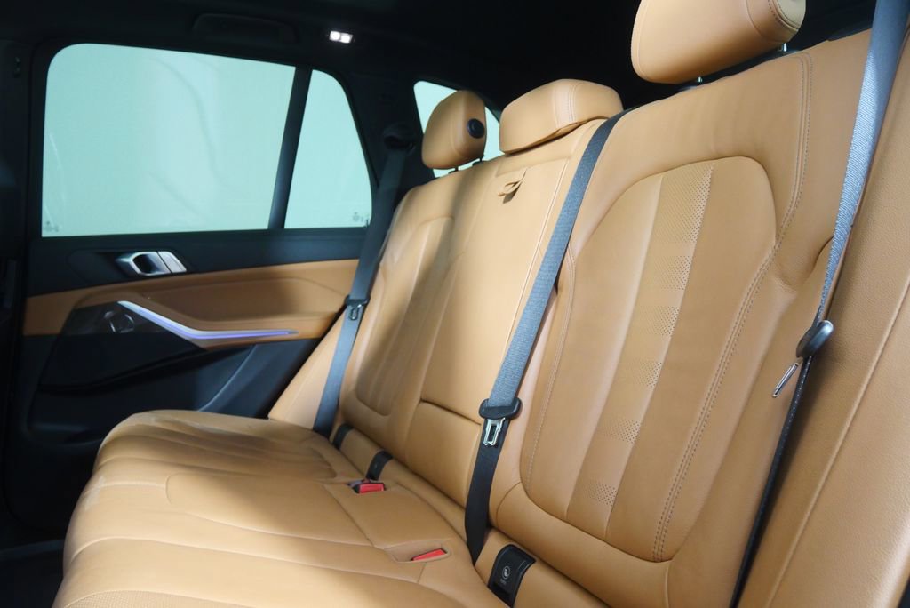 Used 2022 BMW X5 sDrive40i w/ Premium Package image 15