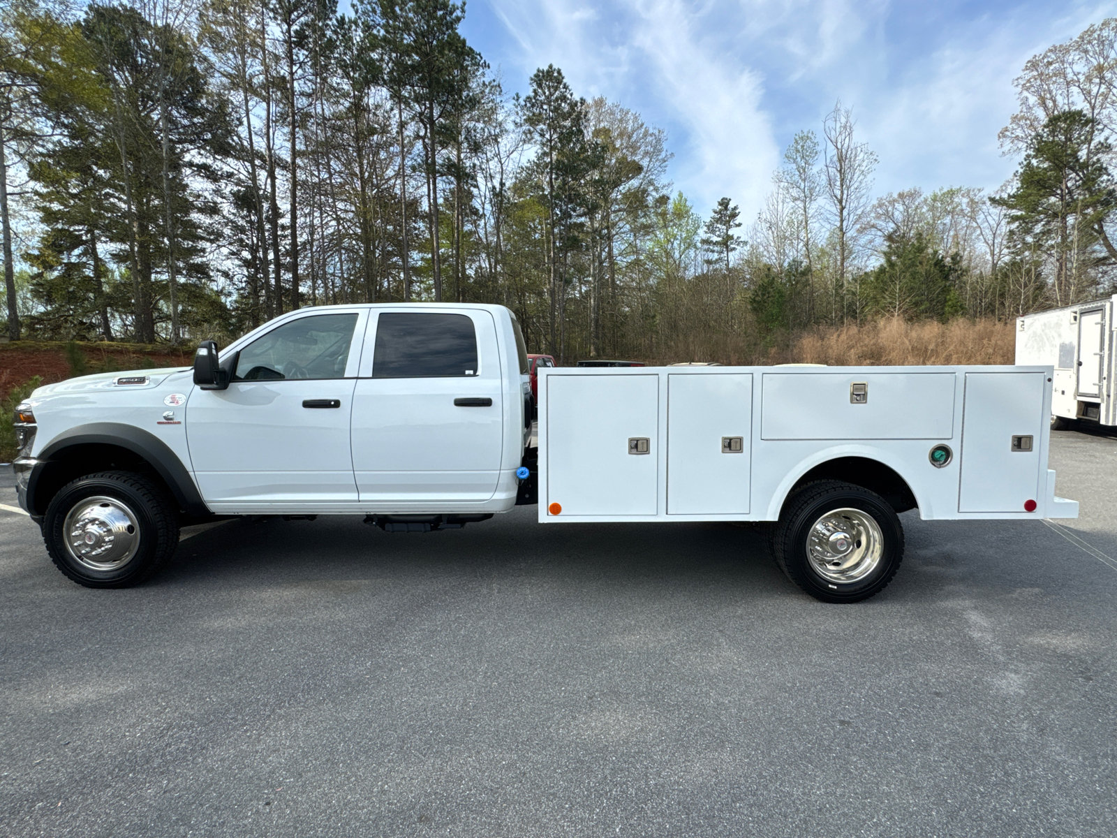 New 2026 RAM 4500 Tradesman w/ Chrome Appearance Group AWD/4WD image 8