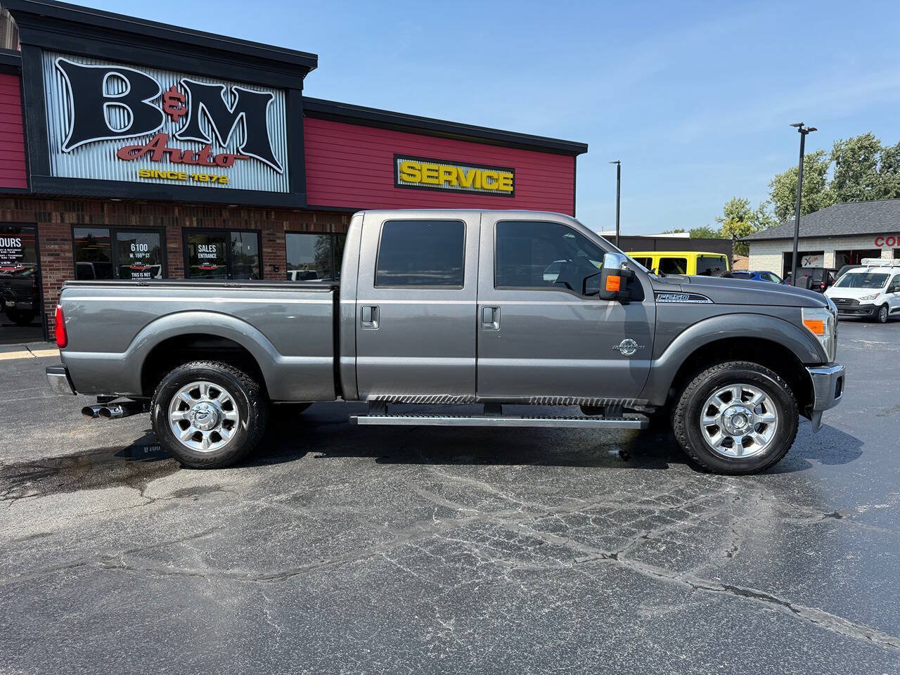 Used 2011 Ford F250 Lariat w/ Lariat Interior Pkg AWD/4WD image 8