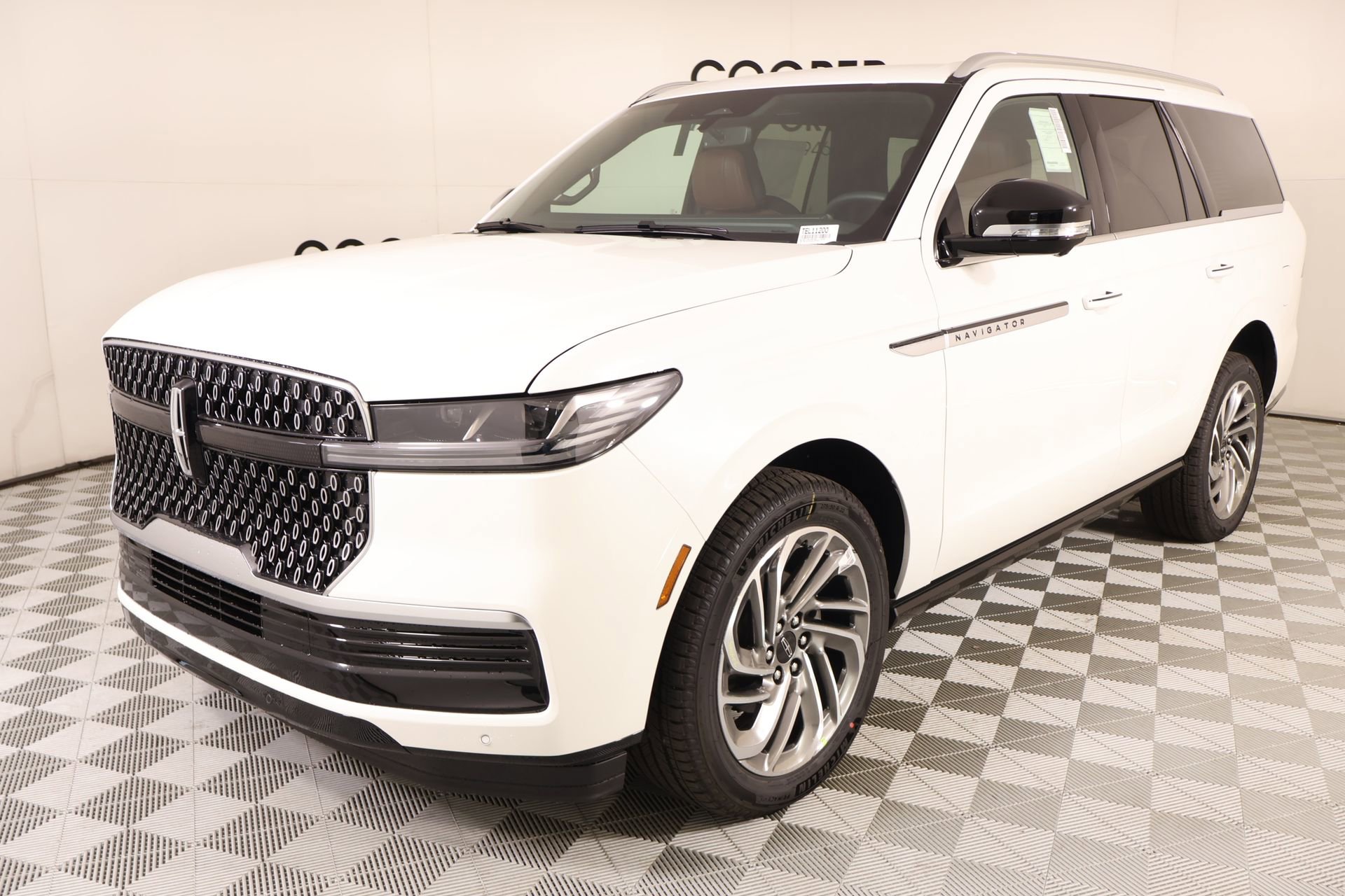 New 2026 Lincoln Navigator Reserve image 11