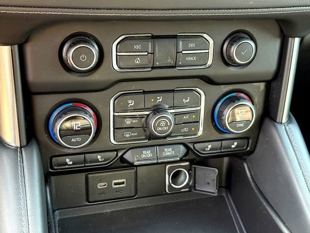 Used 2021 Chevrolet Suburban LT image 19