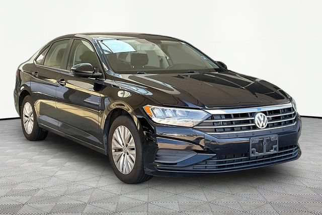 Used 2020 Volkswagen Jetta S w/ Driver Assistance Package FWD image 1