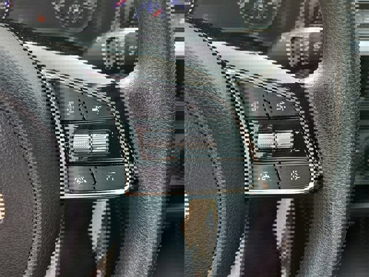 Used 2024 Kia Forte LXS image 19