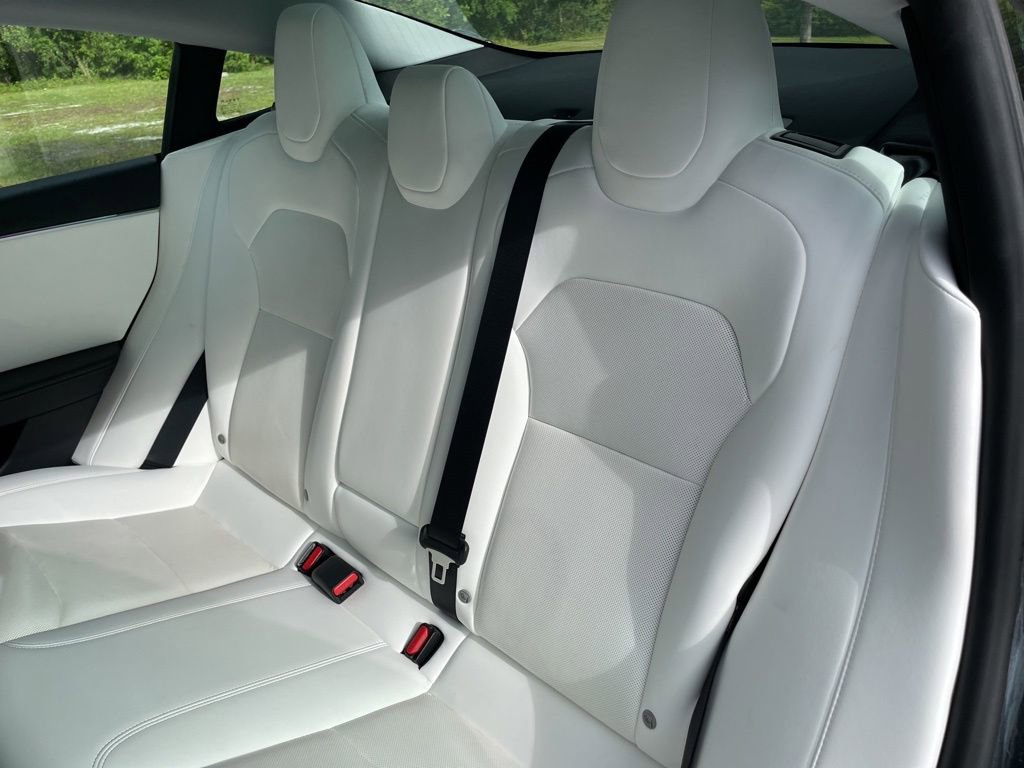 Used 2024 Tesla Model 3 Standard Range image 21