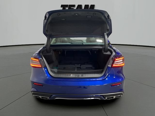 Certified 2023 Nissan Maxima Platinum w/ Sport Mat Group FWD image 6