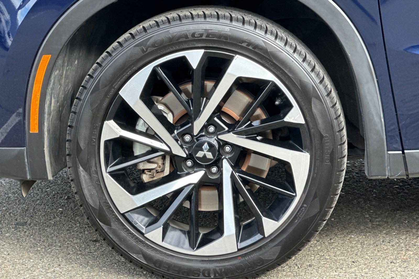 Used 2024 Mitsubishi Outlander SE image 34