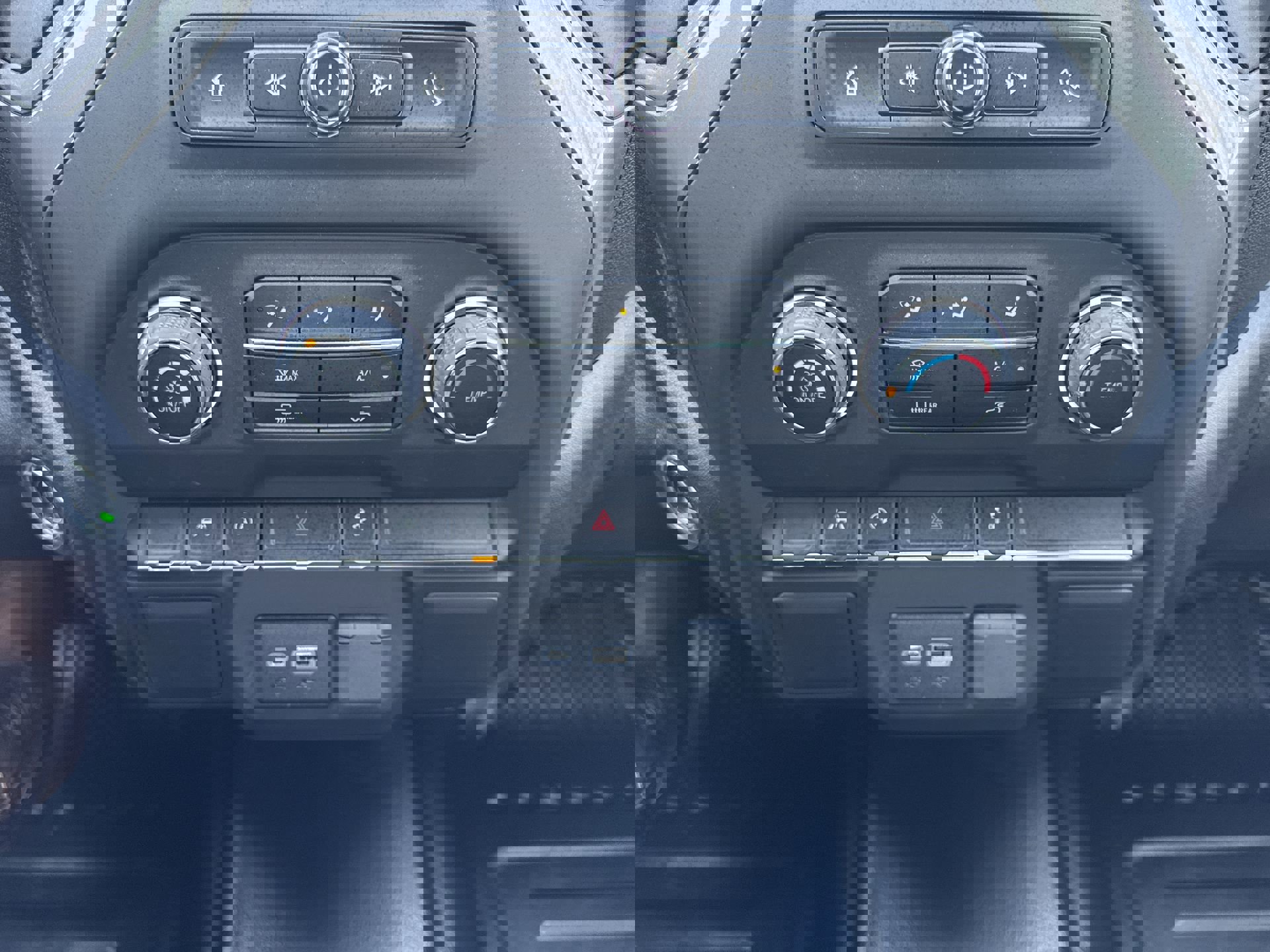 Certified 2025 Chevrolet Silverado 1500 W/T w/ WT Convenience Package image 18