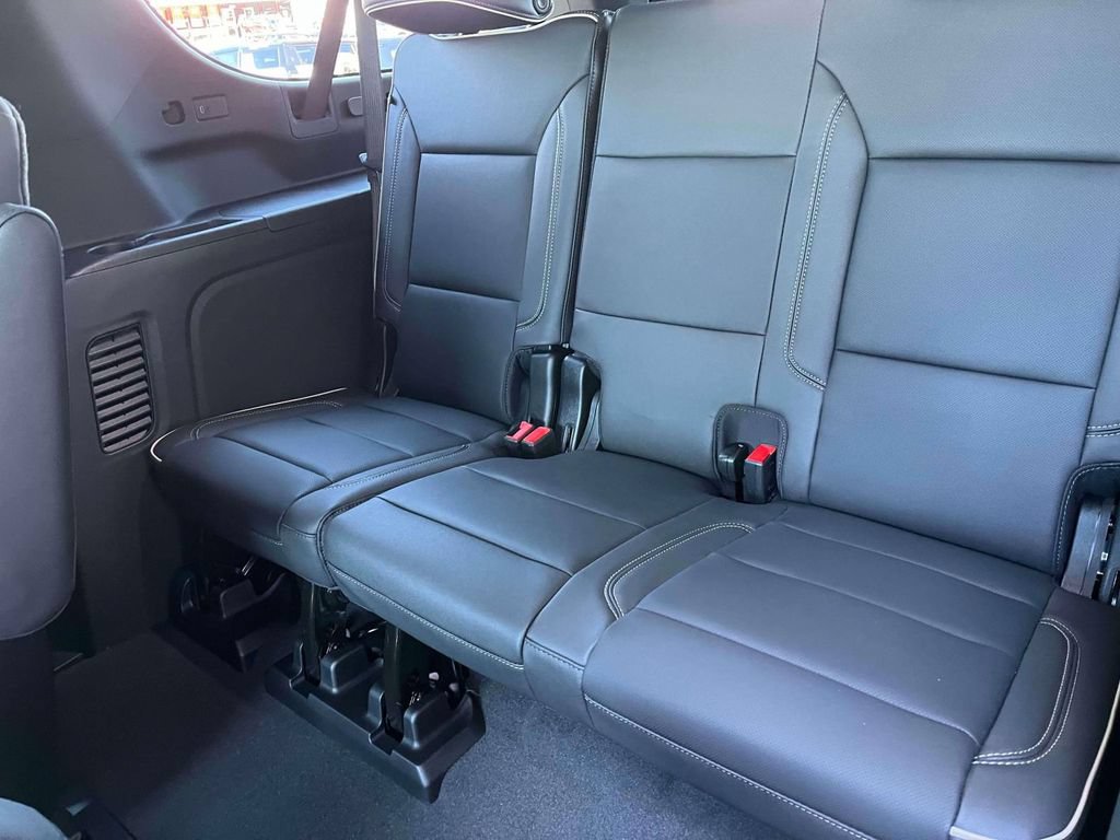 New 2026 GMC Yukon XL Elevation AWD/4WD image 17