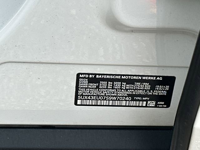 Used 2025 BMW X5 xDrive50e w/ Executive Package AWD/4WD image 38