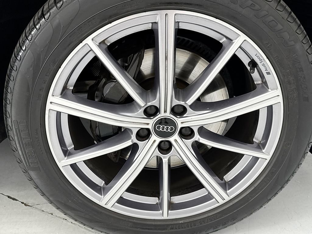 Certified 2023 Audi SQ5 Premium Plus w/ Premium Plus Package AWD/4WD image 31
