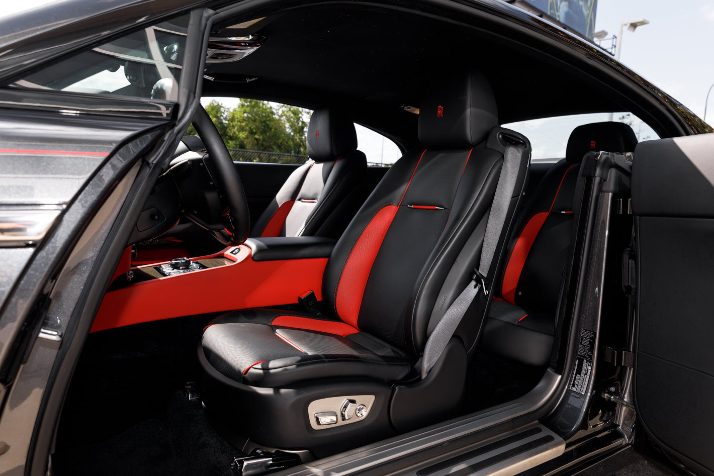 Certified 2019 Rolls-Royce Wraith RWD image 31