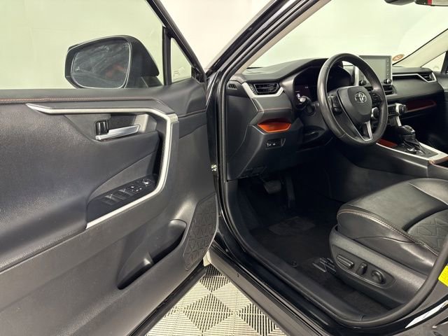 Used 2020 Toyota RAV4 Adventure image 21