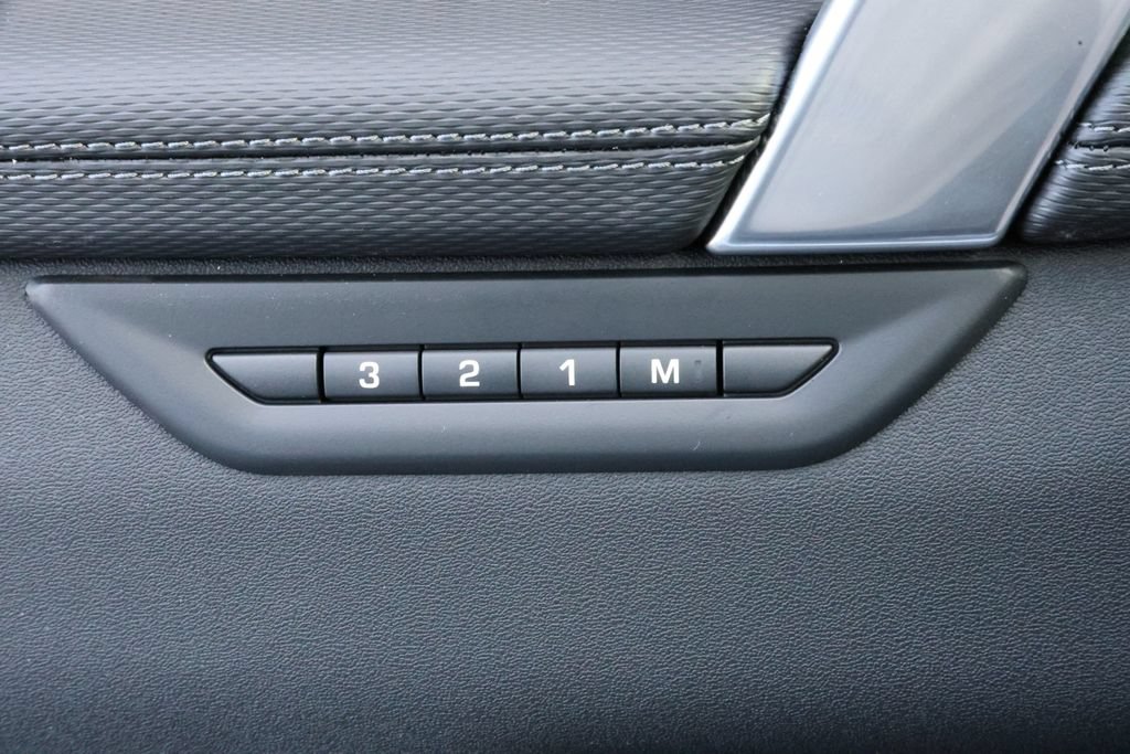 New 2026 Land Rover Discovery Sport Landmark AWD/4WD image 14