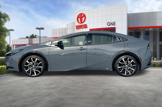 Used 2024 Toyota Prius Prime FWD image 9