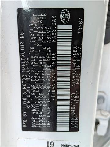 Used 2025 Toyota Camry LE FWD image 15