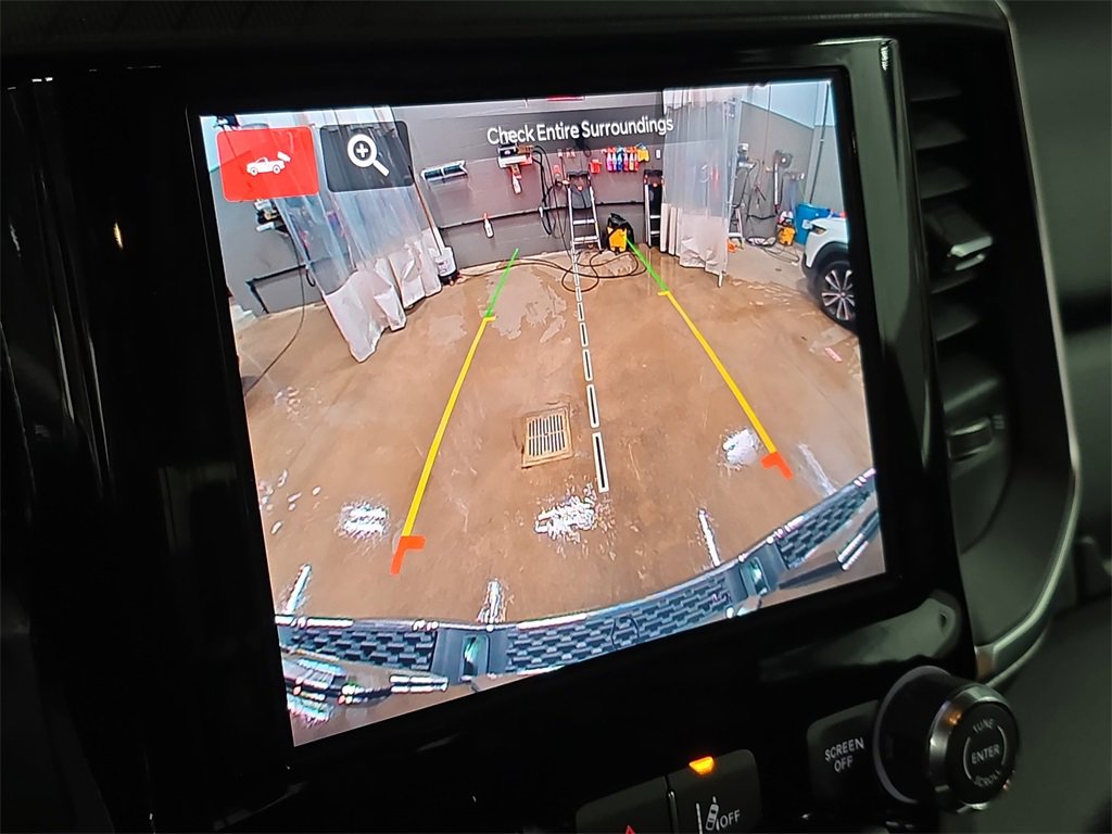 New 2026 RAM 1500 4x4 Crew Cab image 23