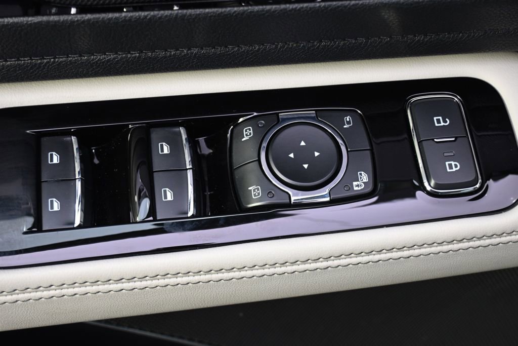 New 2026 Lincoln Aviator AWD image 24