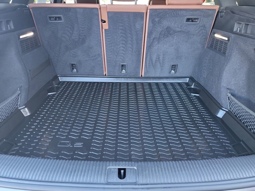 Used 2022 Audi Q5 2.0T Premium w/ Convenience Package image 16