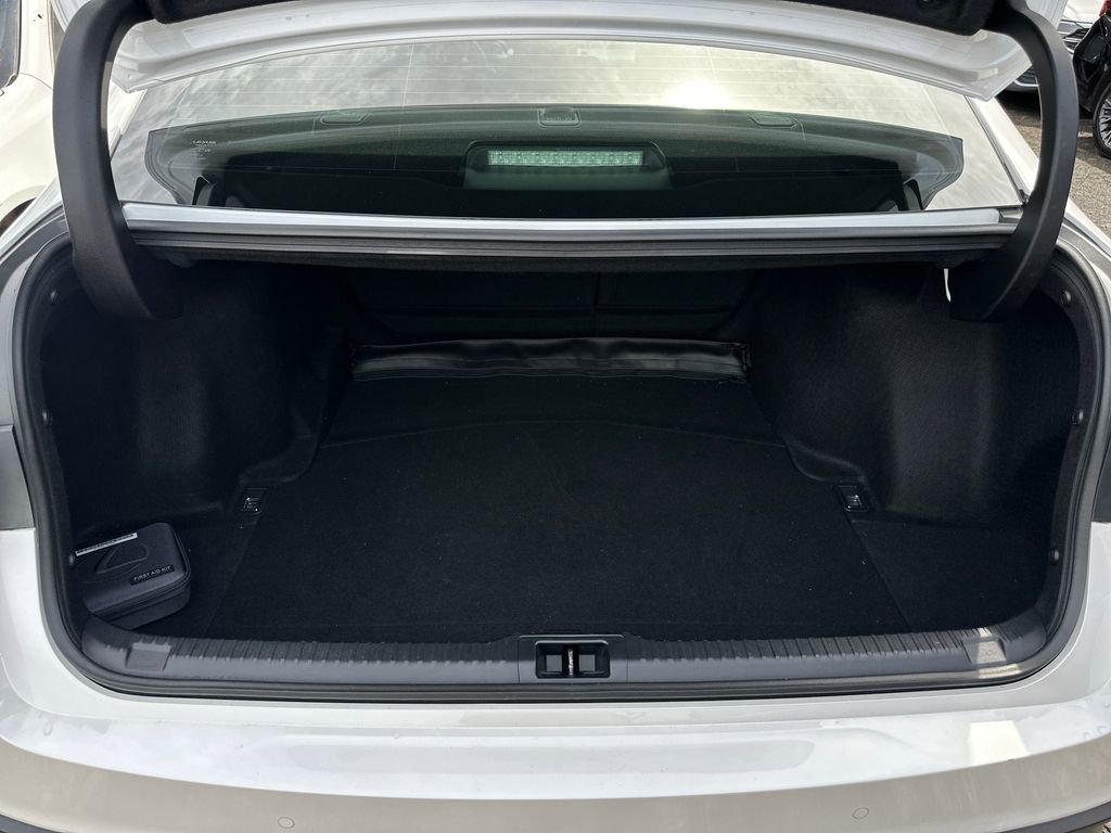 Used 2025 Lexus IS 300 w/ Premium Package image 20