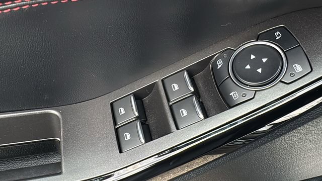 Certified 2024 Ford Explorer ST-Line w/ Class IV Trailer Tow Package image 12