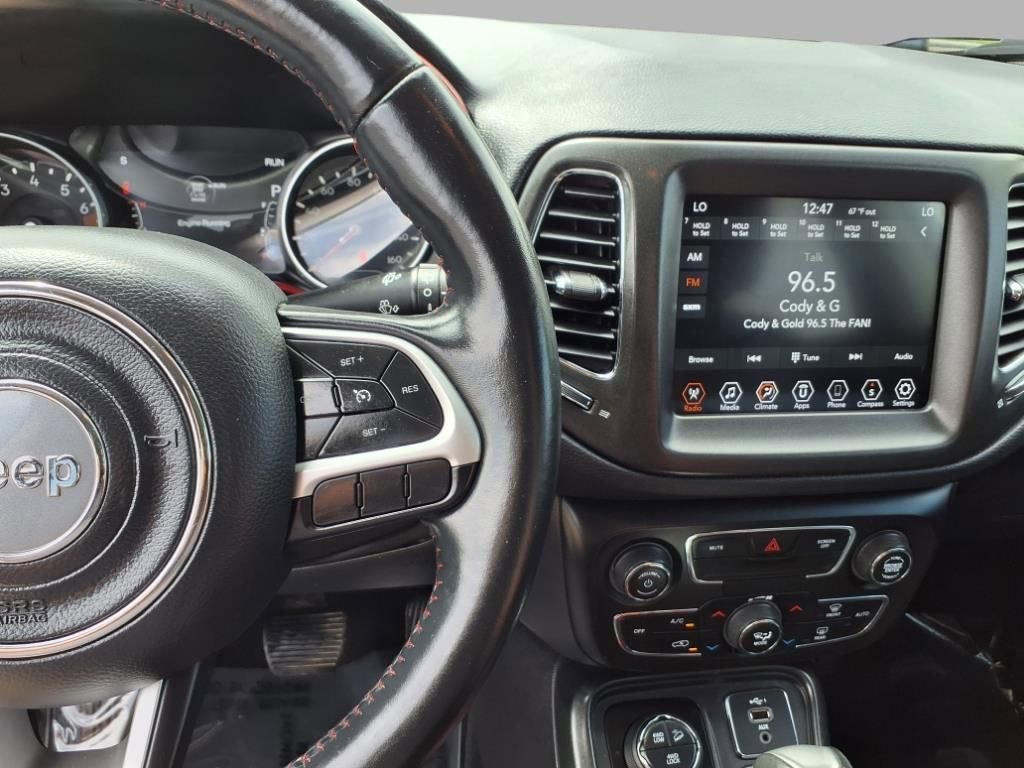 Used 2020 Jeep Compass Trailhawk image 12