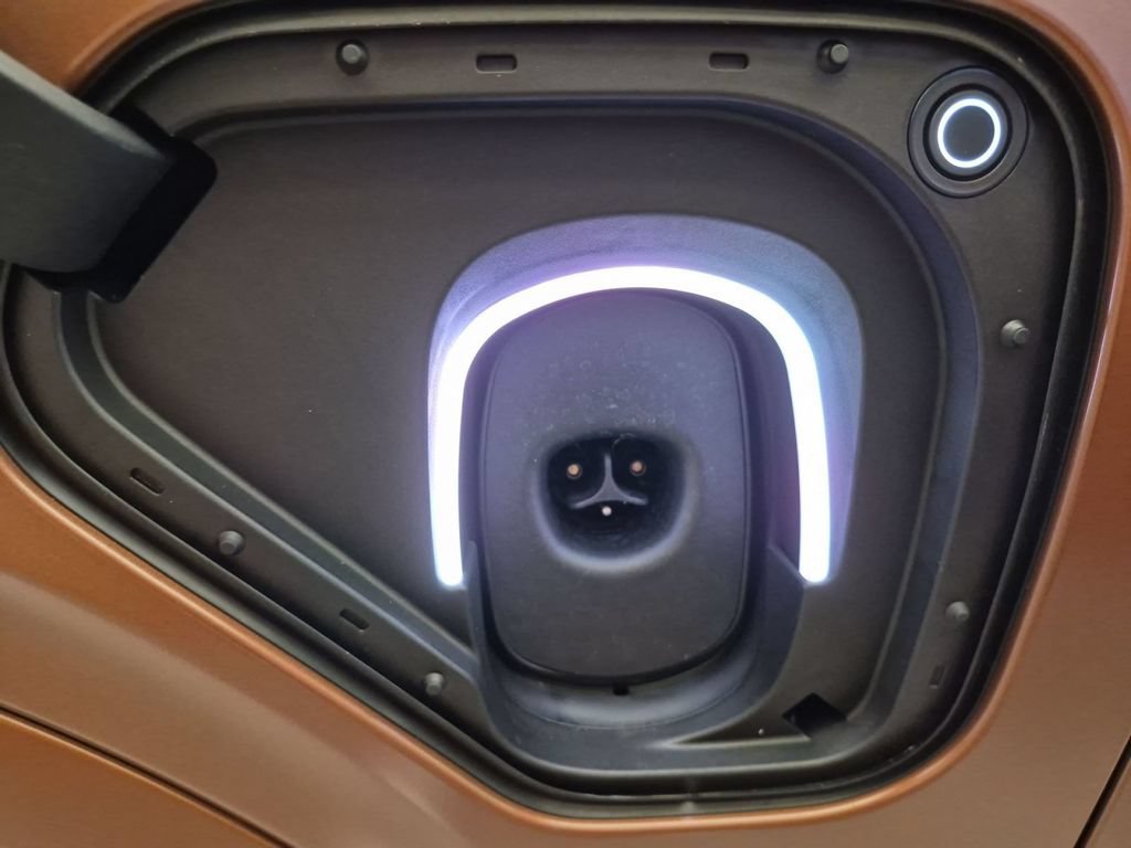 New 2027 Cadillac Vistiq Platinum AWD/4WD image 16