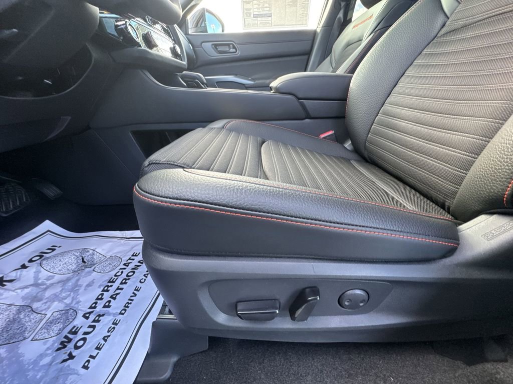 New 2026 Nissan Pathfinder Rock Creek image 12