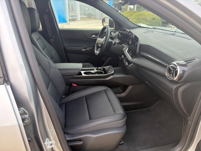 Used 2026 Chevrolet Equinox LT w/ Convenience Package II image 17