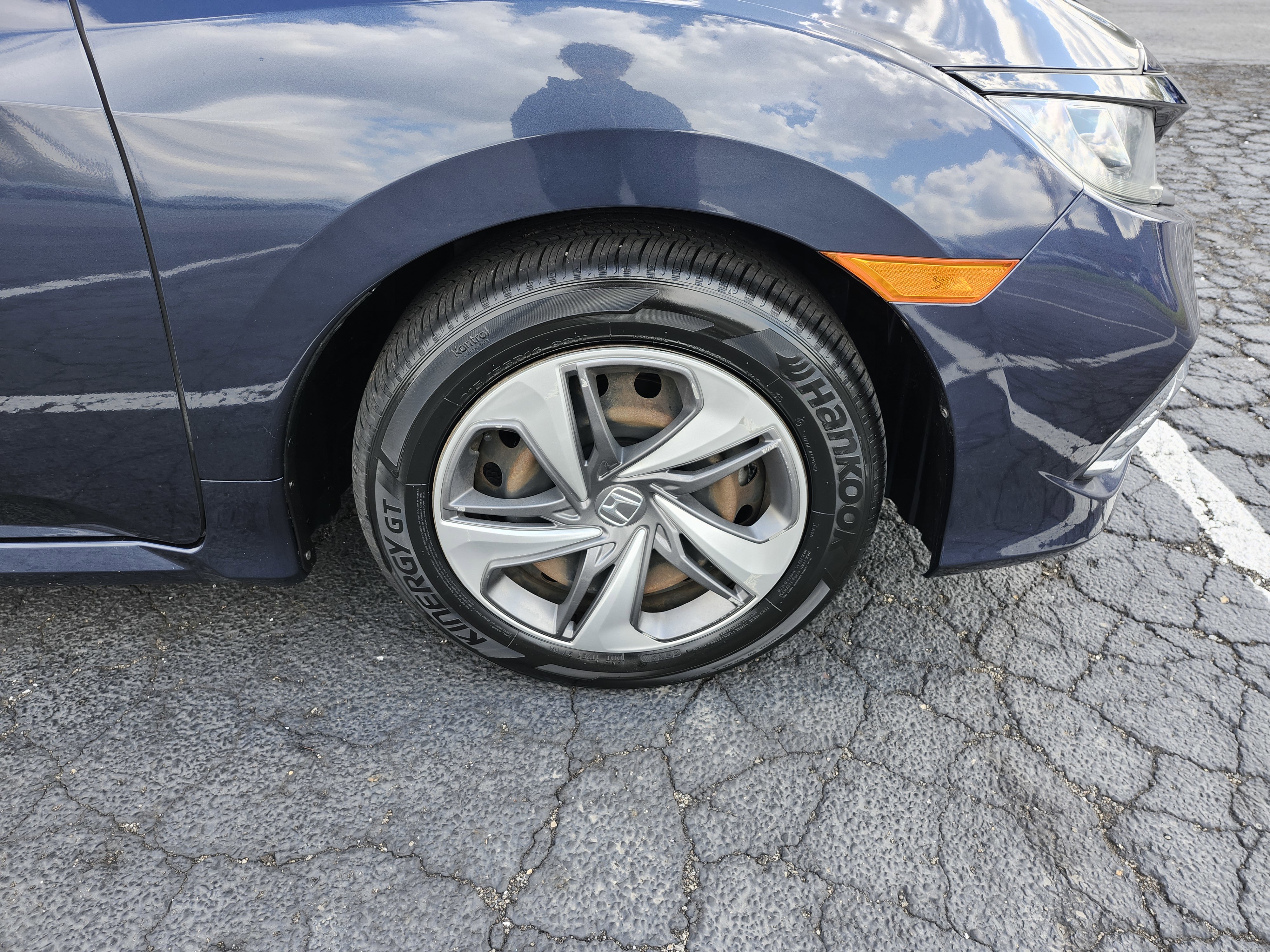 Used 2019 Honda Civic LX image 9